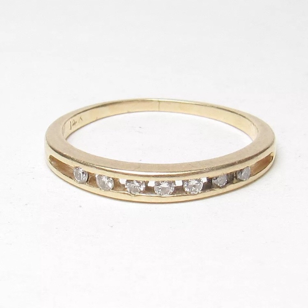 14k Gold & Diamond Ring ESTATE SALE
